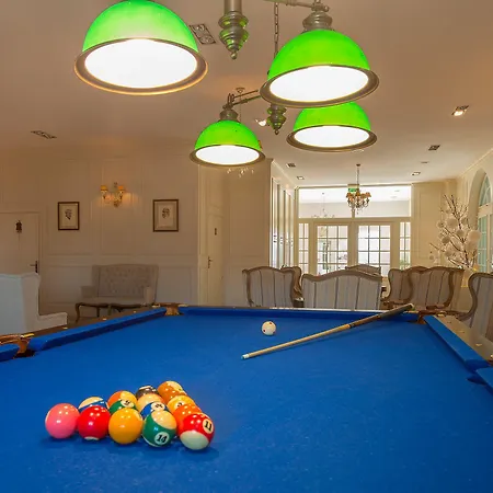 Riviera Airport Modlin リゾート