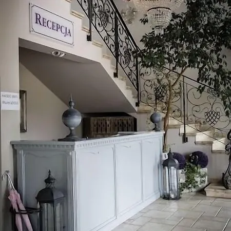 Resort Riviera Airport Modlin 4*