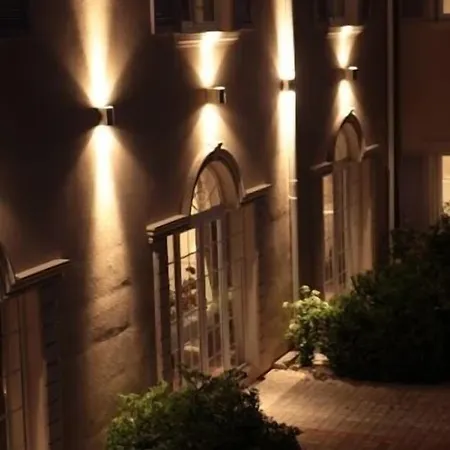 リゾート Riviera Airport Modlin Olszewnica Nowa