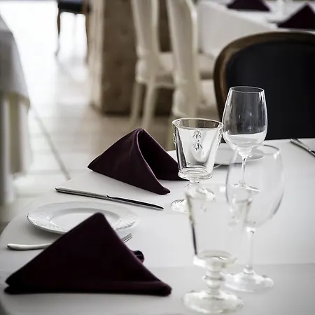 Riviera Airport Modlin Olszewnica Nowa