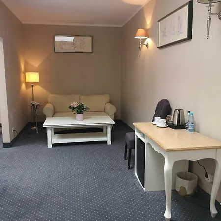 Riviera Airport Modlin Resort Olszewnica Nowa