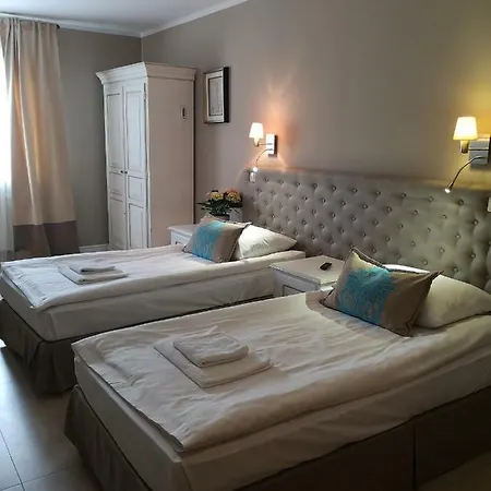 Riviera Airport Modlin 4* Olszewnica Nowa