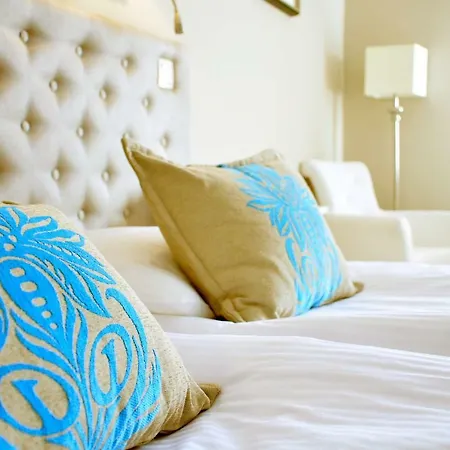 Resort Riviera Airport Modlin 4*