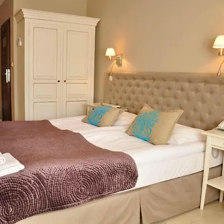 Riviera Airport Modlin Resort Olszewnica Nowa