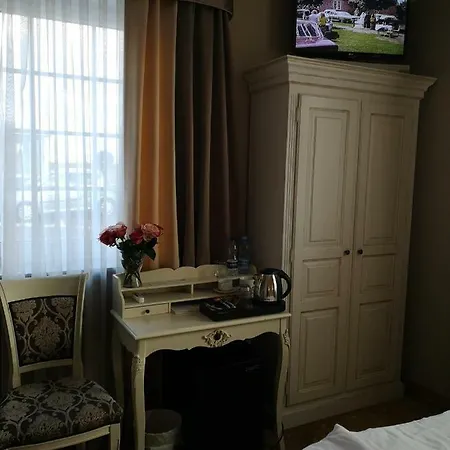 Riviera Airport Modlin 4* Olszewnica Nowa