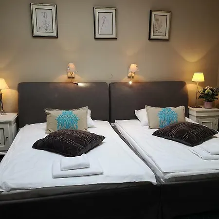 Riviera Airport Modlin 4* Olszewnica Nowa