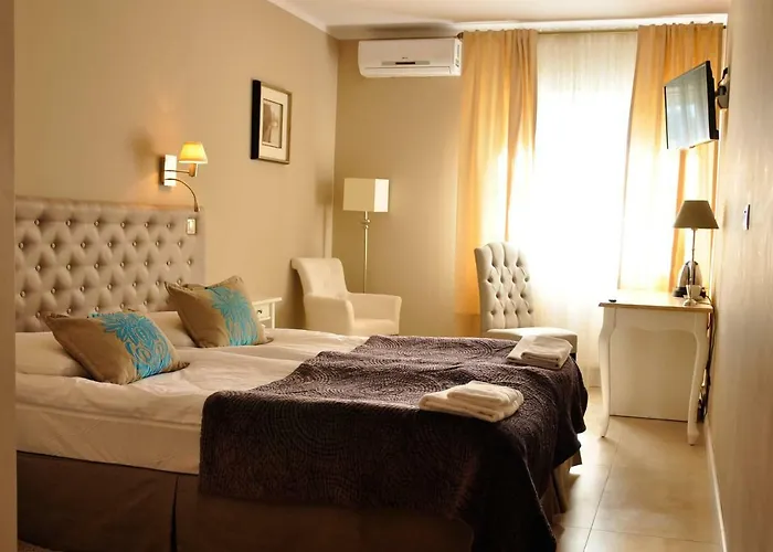 Riviera Airport Modlin 4*