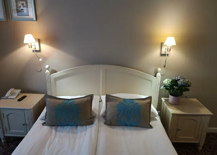 Riviera Airport Modlin 4* Olszewnica Nowa