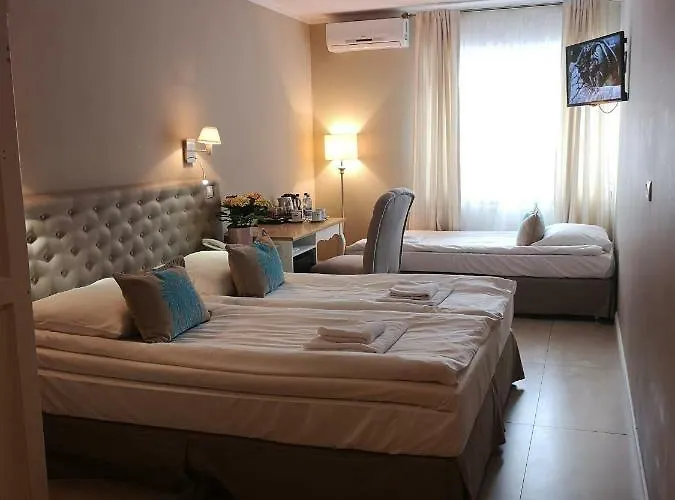 Riviera Airport Modlin 4* Olszewnica Nowa